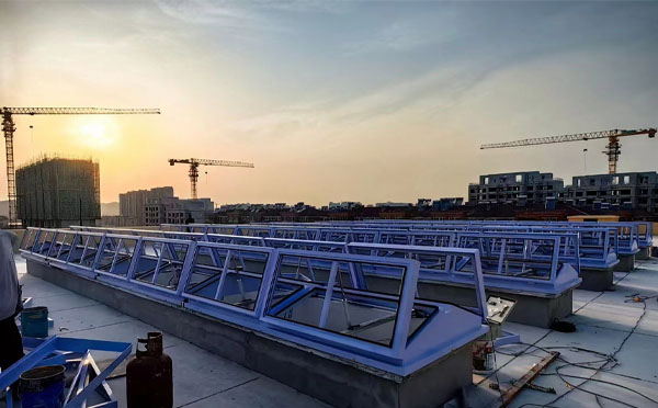 消防石嘴山排烟窗工作原理