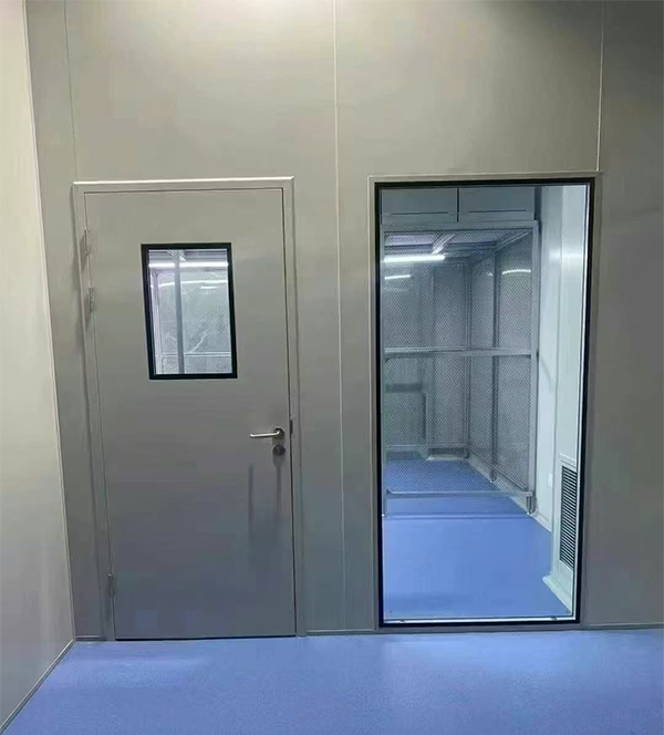 学校教学楼完成石嘴山防火门标准化安装